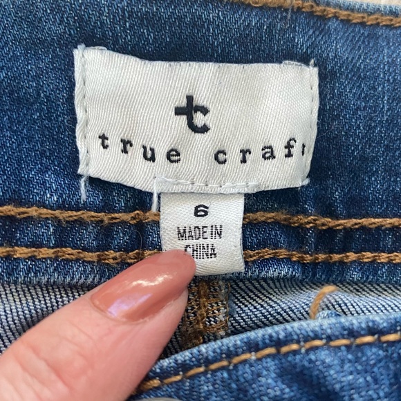 True Craft Women’s Mid Rise Slim Boot Blue Medium Wash Size 6 - Picture 9 of 14